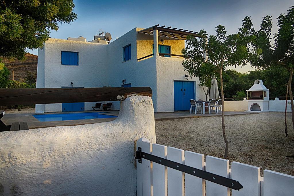 Votsalo Villa بوموس الغرفة الصورة